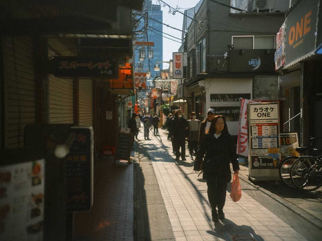 三甲医生回应易烊千玺刮痧高烧 刮痧后洗澡需谨慎